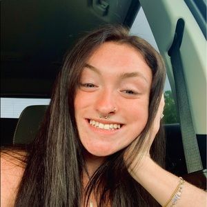 Meet your Posher, Karlyn